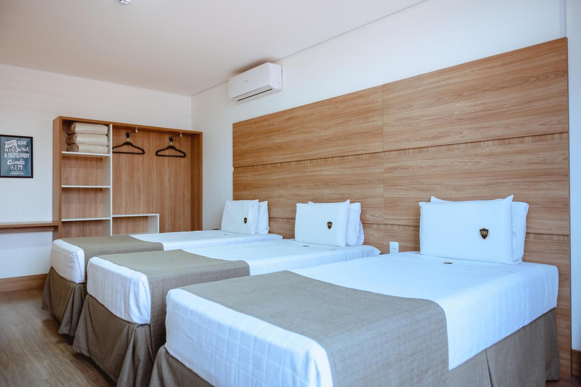 Riellis Center Hotel Ботукату Экстерьер фото