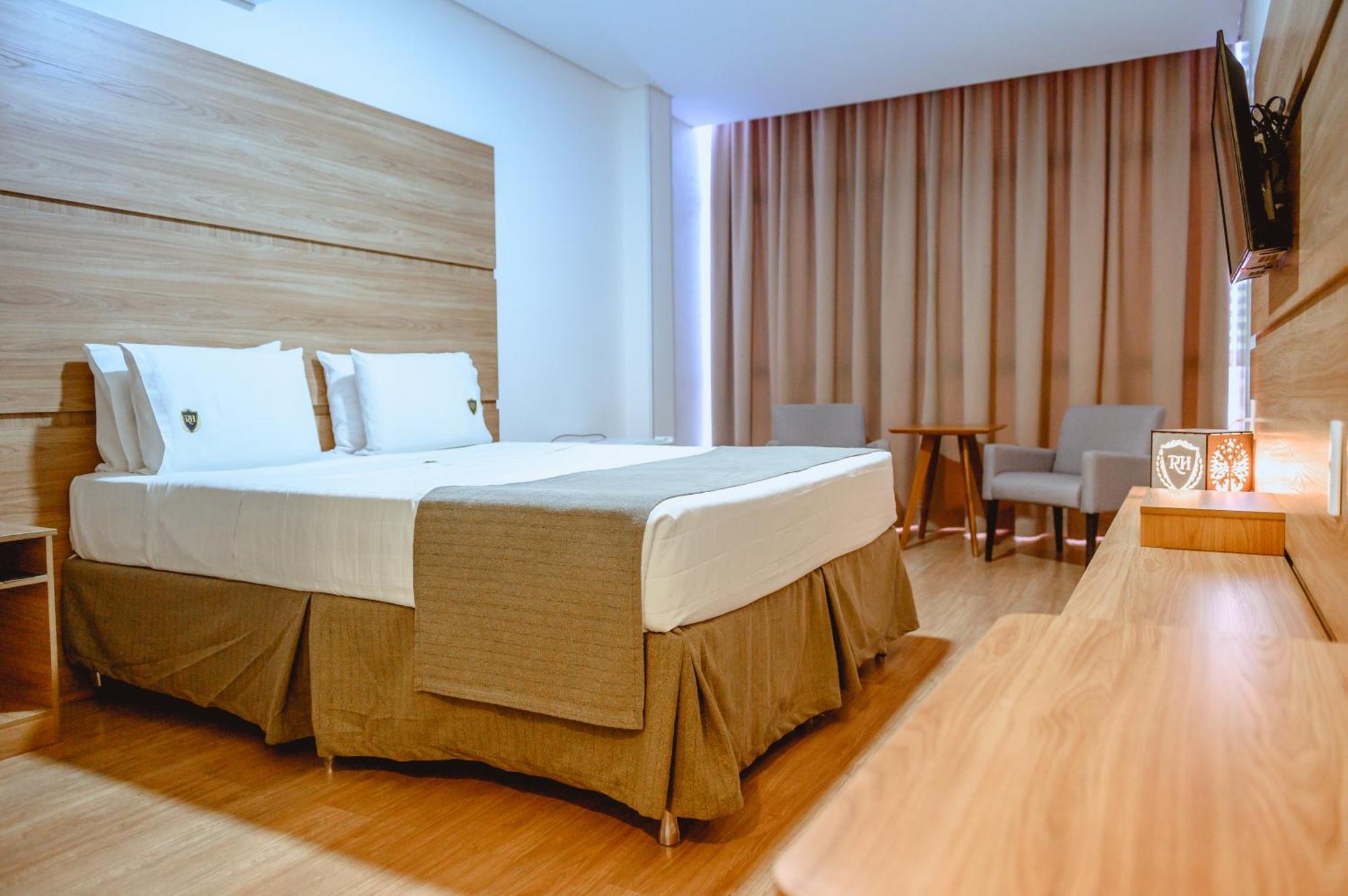 Riellis Center Hotel Ботукату Экстерьер фото