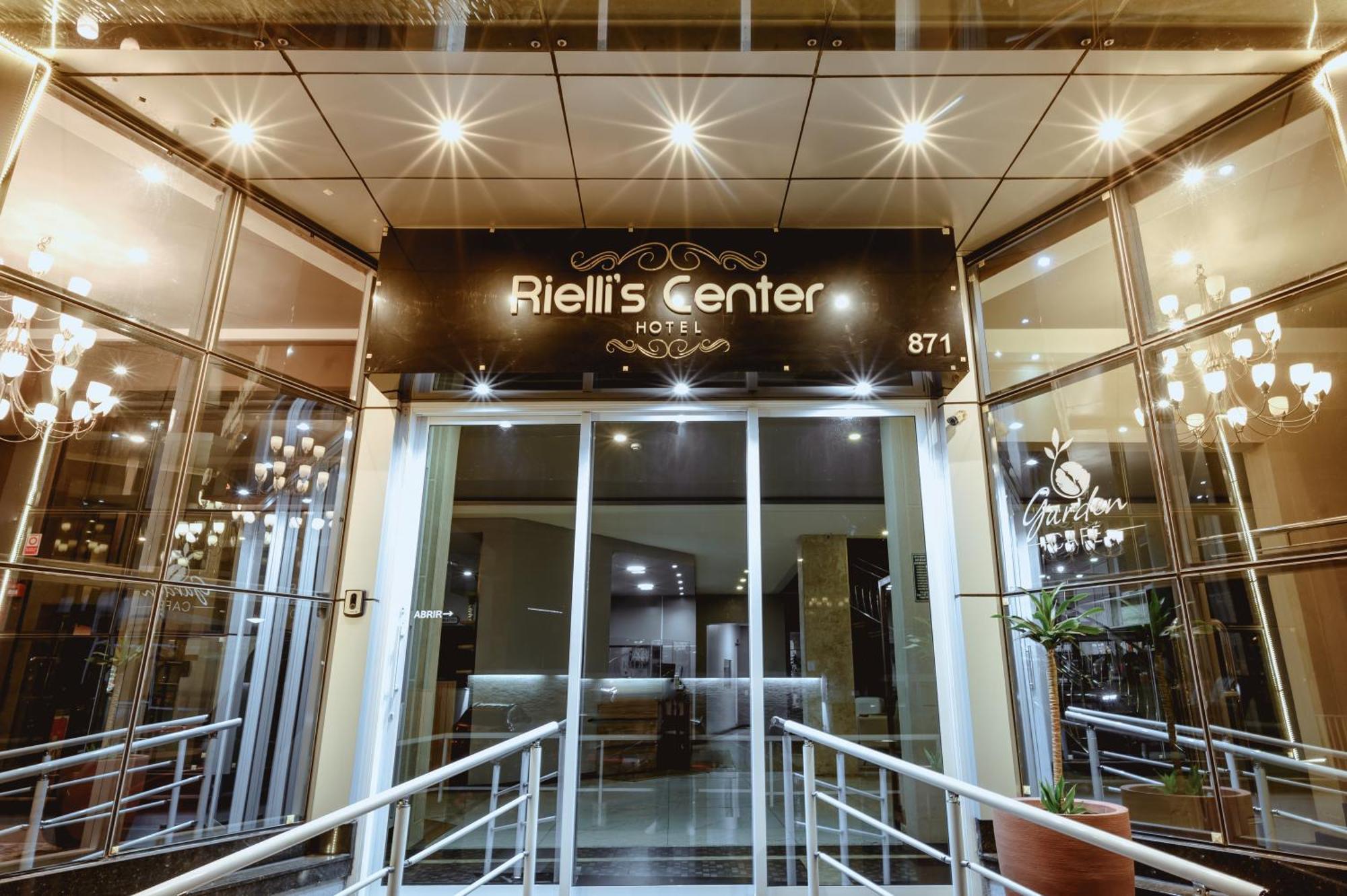 Riellis Center Hotel Ботукату Экстерьер фото